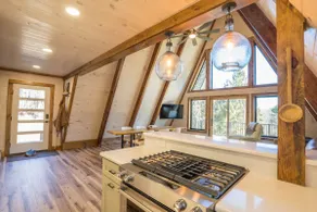 Blue Ridge Parkway Chalet - Walk to Winery & Hikes - Image 3