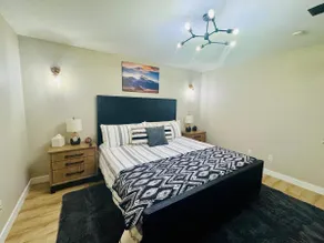 5BR Retreat Near Downtown Pets OK Sleeps 12 - Image 4
