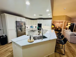 5BR Retreat Near Downtown Pets OK Sleeps 12 - Image 5