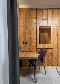 The Parkside ground-floor apartment with street parking - Image 3