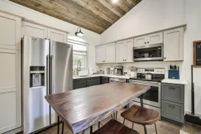 Whitewood w/ Hot Tub: Peaceful Wildwood Retreat - Image 4
