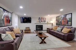 Great for Gatherings! Modern Lanham Duplex - Image 2