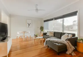 Foam St Bliss - Firepit, aircon and gas fireplace - Image 2