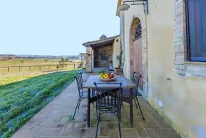 Lovely house in Tuscany with pool - Image 2