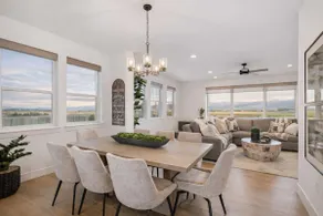 Modern retreat with panoramic Bridger Range views - Image 2