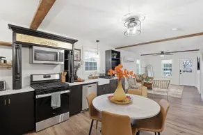 Cute Cottage, Central Location, Pet Friendly - Image 3