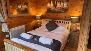 Badgers Rest (lodge) Wall Eden Retreat - Image 2