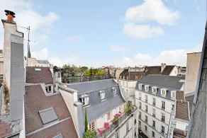 Stunning Duplex 1BR/4P – Notre-Dame Cathedral - Image 2