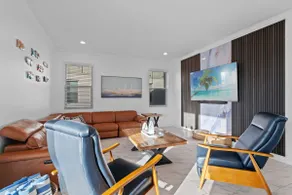 Luxury 6BR house w/ Pool & BBQ Near the Beach - Image 2