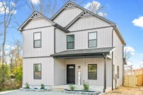 Main Street Manor - Spacious Home Near Dining - Image 2