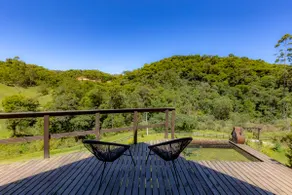 Alcântara Chalet: Jacuzzi, Fireplace and Deck with View - Image 2