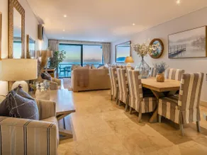 Hermanus Luxury Penthouse - Image 3