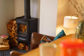 Gingersnap Cottage with Log Burner by LetMeStay - Image 4