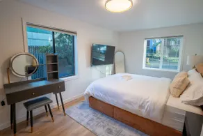 Modern 3BR - Rare AC in Seattle - Family-Friendly - Image 5