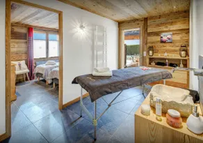 Unique alpine stay for 13 with spa - Image 4