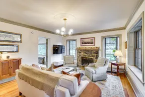 Aldie Home w/ Private Pool: Near Wineries! - Image 2