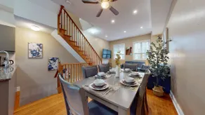 Modern & Spacious Midtown Toronto Family Home - Image 2
