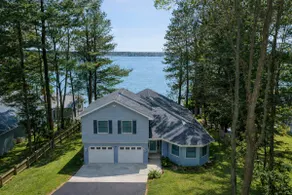 Long Lake Haven 4BR Waterfront Boat Rental - Image 2