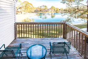 New Bern Escape! 2BD + Loft Townhome w/ Kitchen - Image 5