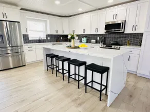 4 Bed Private Home with Pool, 7 Min to Beach and Golf - Image 2