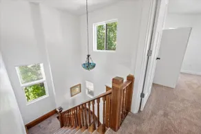 4 bedroom, 3 bathroom, Historic and Gorgeous - Image 4
