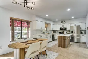 7 Mi to Sabino Canyon: Poolside Oasis w/ Mtn Views - Image 4