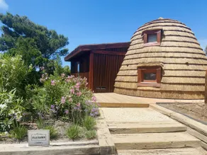Unique Villa -1 km to Beach, private Natural pool, Tennis Court & Jumping Mat - Image 2
