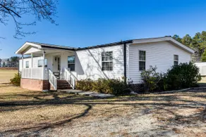 Countryside Haven w/ Spacious Yard in Tamassee! - Image 4