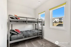 Luxury Townhome • King Bed • Near WinSport & Aspen - Image 5