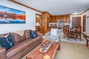 Gå til Lionshead Gondola, nyligt renoveret condo | Westwind 207 - Image 2