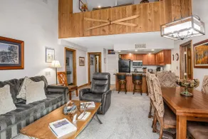 Vail øverste etage Condo med hvælvet loft og to fulde bade | Westwind 403 - Image 2