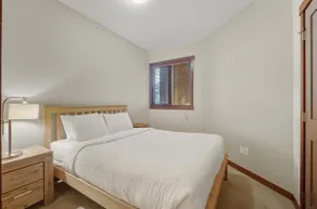 Beautiful Peak Vista - 2BR w Stunning Mt Views - Image 3