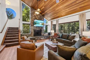 Yosemite Spirit- Inside Yose w spa/EV/sleeps 14! - Image 2
