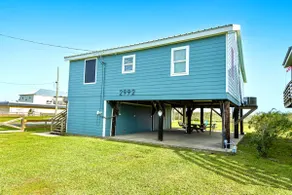 Beachfront Grand Isle Retreat | Sleeps 10 - Image 2