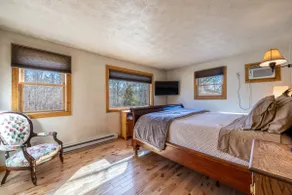 Pond View ( Second bedroom at extra cost) - Image 4