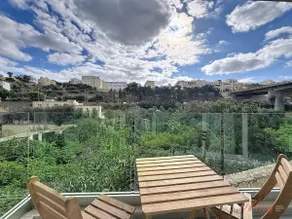 Valley View Pool Apartment in St Julians - Image 5