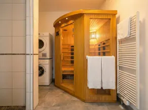 Waldsee Apartments - Sauna Whirlpool & Balkon - Image 2