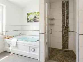 Waldsee Apartments - Sauna Whirlpool & Balkon - Image 3