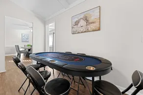 Bright Northside Retreat w/ Portable Sauna & Games - Image 2
