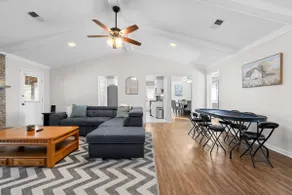 Bright Northside Retreat w/ Portable Sauna & Games - Image 3