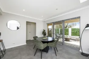 Luxury on Lewes - 3BR Free Wi-Fi - Image 5