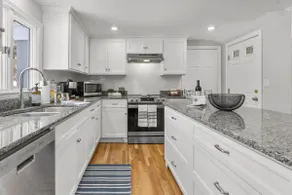 Falmouth Family Home: Beach, Fire Pit & Games! - Image 4