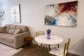 Prime Downtown Eau Claire 1BR | UWEC & Hospital - Image 4