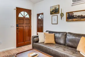 Sip, Golf & Unwind: Couple's Retreat in Fallbrook - Image 4