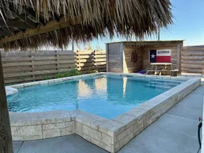 A real Catch, lighted fishing pier, swimming pool - Image 3