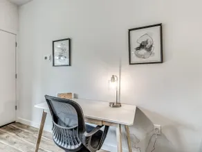 Stylish Modern Stay Near Tinker AFB & OKC - Image 4