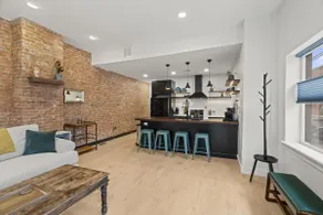 City Living without Compromise Full-Size 1BR - Image 2