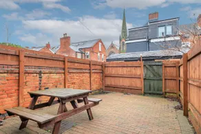 4BR Home Perfect for Professionals - Image 5
