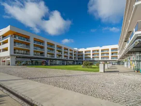 Appartamento al piano superiore con fantastiche viste sul porto turistico - Image 5
