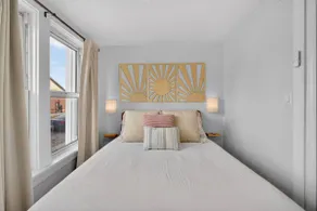 1BD-Reading Nook-Extended Stays - Image 3